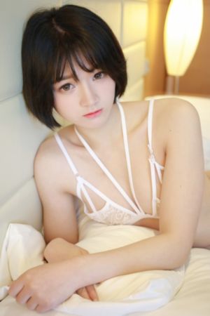 张柏芝承认三胎老公是谢贤