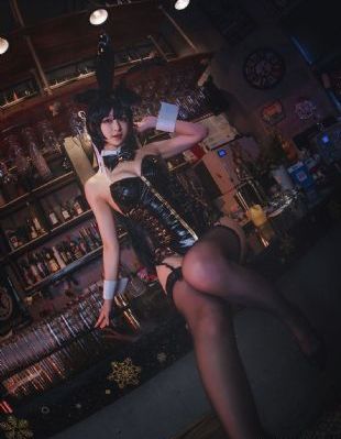 应招女郎